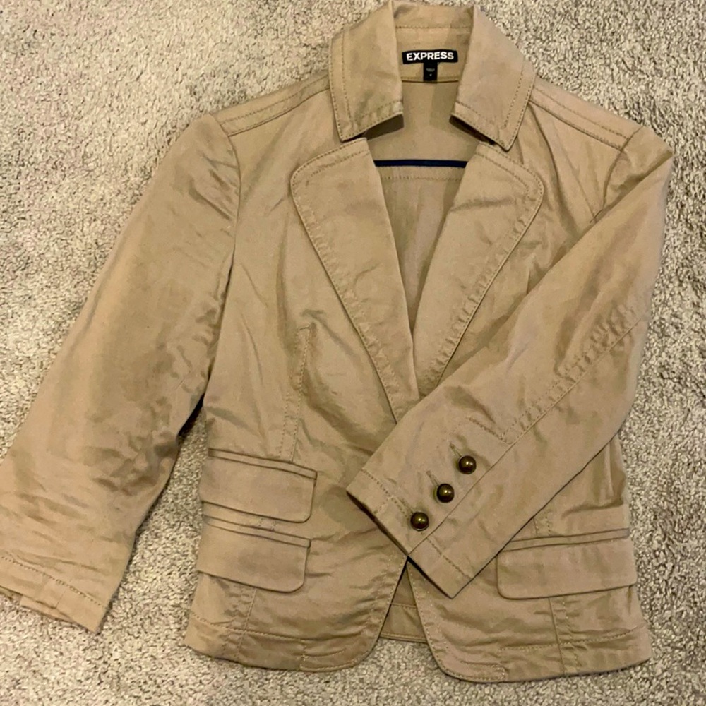 Tan Express women’s ¾ sleeve jacket size 0